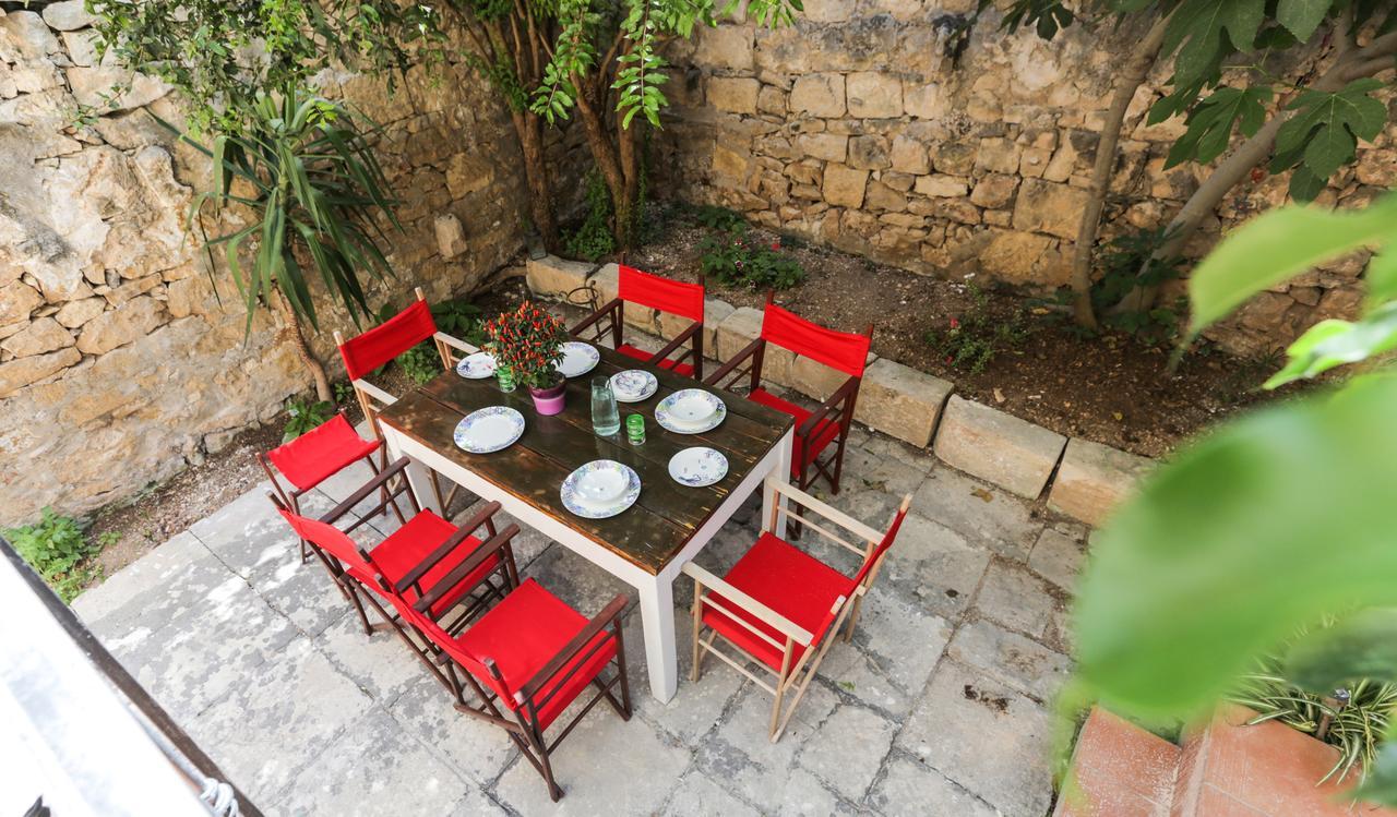 מלון סליאמה House Of Pomegranates By Holi מראה חיצוני תמונה